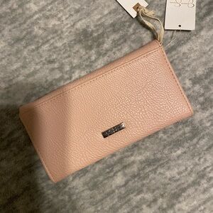 Jessica Simpson wallet